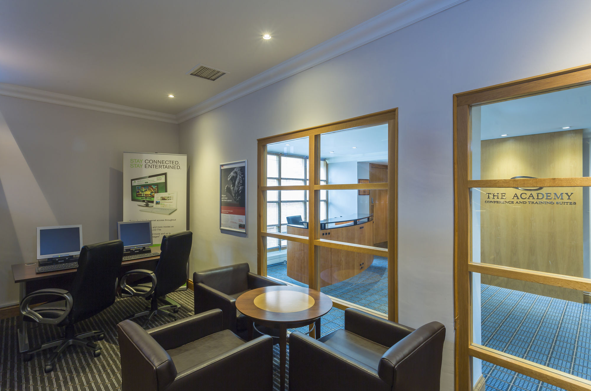 Holiday Inn Rugby-Northampton M1 Jct18 By Ihg Crick  Exteriör bild